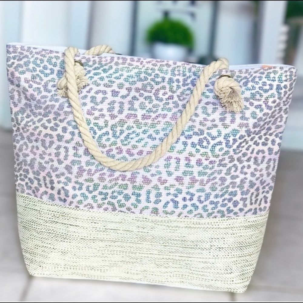 ⭐️🐆 METALLIC LEOPARD TOTE 🔥